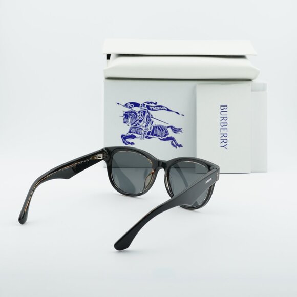 Burberry BE4432U 412187 Square Sunglasses - Black on Vintage/Grey main image 8
